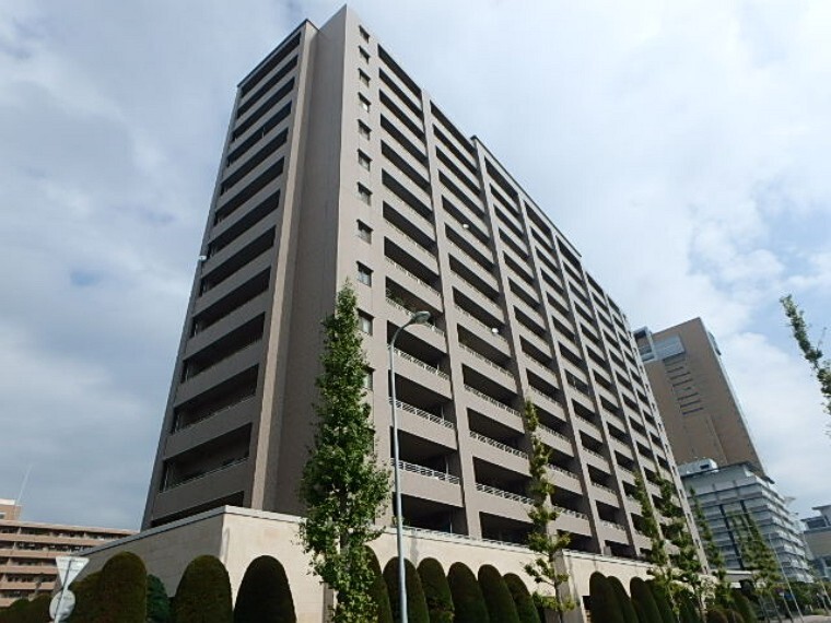 大京穴吹不動産高松店(電話受付:本社インフォメーションデスク)