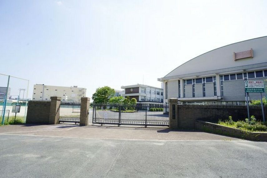 中学校 西枇杷島中学校 西枇杷島中学校まで2100m（徒歩約27分）