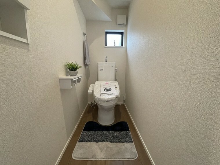 トイレ 【同社施工例】各階にトイレ有り