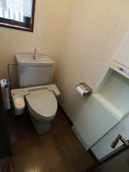 トイレ 3F