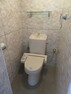 トイレ 大理石調パネルのオシャレなトイレです　 （2021年11月15日撮影）