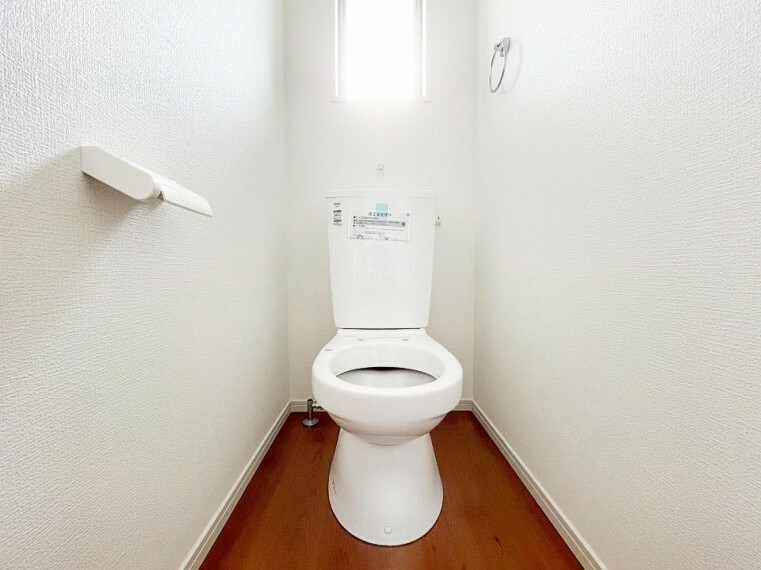 トイレ 毎日使う場所だから、より快適な空間に仕上げられています。 （2号棟）