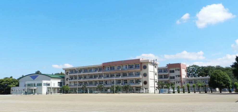中学校 【中学校】第一中学校まで867m