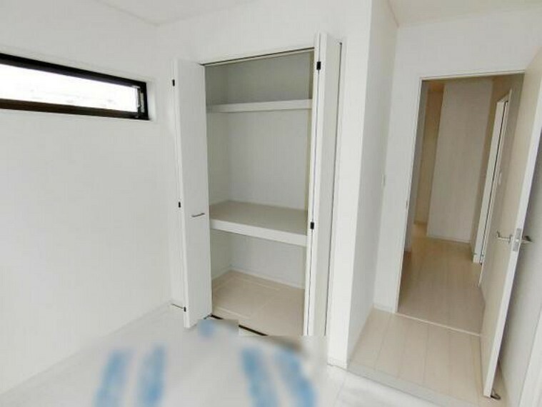 収納 各居室に収納があり、すっきりとした住空間を実現できます。