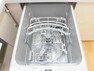 キッチン システムキッチン内蔵の食洗機です。食後の食器洗いの手間もはぶける上、そのまま食器収納としてもお使いいただける便利な装備です。