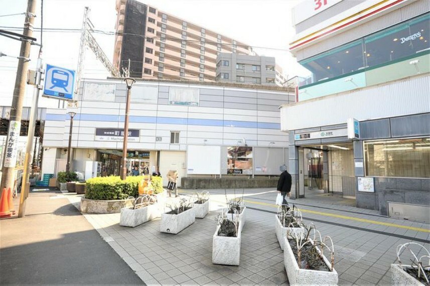 町屋駅（東京メトロ 千代田線） 徒歩10分。