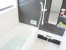 浴室 【リフォーム済】新品ハウステック製の1坪タイプを設置しました。ゆったりとした浴槽で、足を伸ばして1日の疲れを癒して下さい。シャワーはスライドバーで高さ調整が自在にでき使いやすいです。