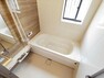 浴室 （リフォーム済）浴室は新品のユニットバスに交換しました。設定した容量のお湯が入ると自動で止まるので、うっかり出しっぱなしも防げます。早明浦ダムに優しいエコなお風呂です。