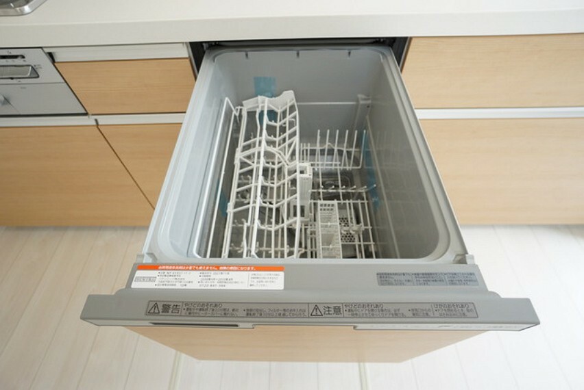 キッチン 家事の時短につながる食洗機付き。
