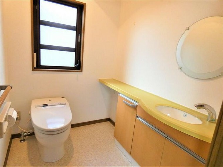 トイレ 1階トイレは、車椅子対応です