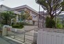 小学校 横浜市立青木小学校 　青木小学校は東急東横線反町駅を最寄り駅として、横浜の中心横浜駅から徒歩10分にある都会校です。