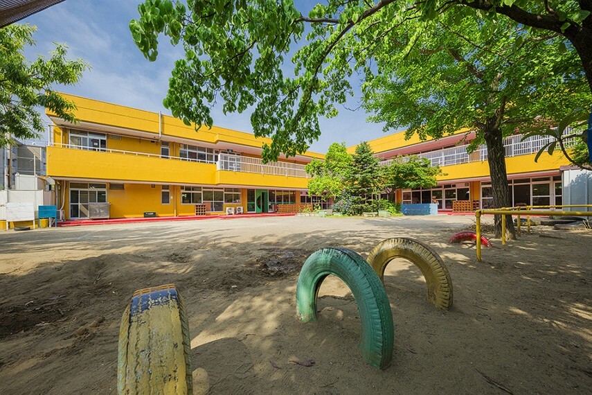 幼稚園・保育園 芳野学園付属幼稚園（約600m/徒歩8分）のびのびと自由な遊びで自主性を伸ばす