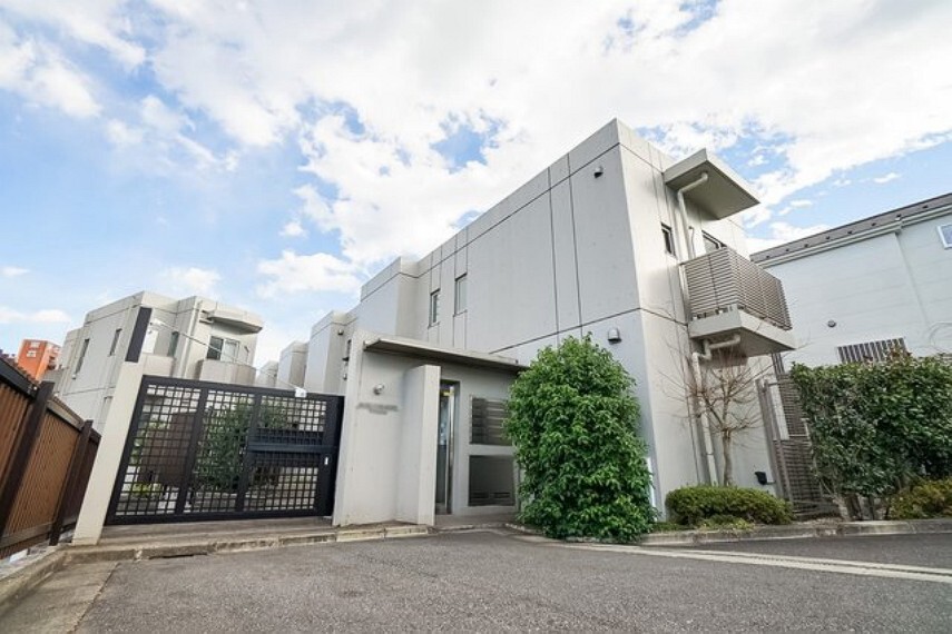株式会社エステート白馬 中野店