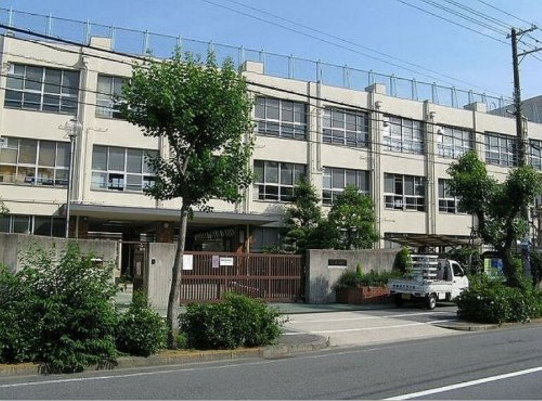 中学校 【中学校】大阪市立東淀中学校まで1026m