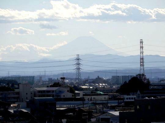 バルコニー 天気のいい日には富士山が望めます！