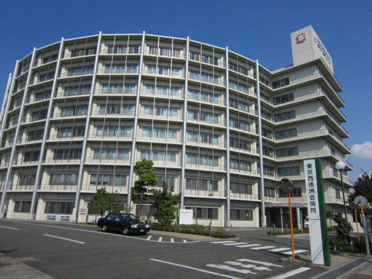 病院 医療法人徳洲会東京西徳洲会病院 江戸街道に面し、昭島駅や拝島駅からも徒歩で15分くらいに位置する。 周辺にはスーパー2店舗や家電量販店があります。