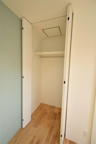 収納 全ての居室クローゼットがついており、お部屋を広々使用できます。