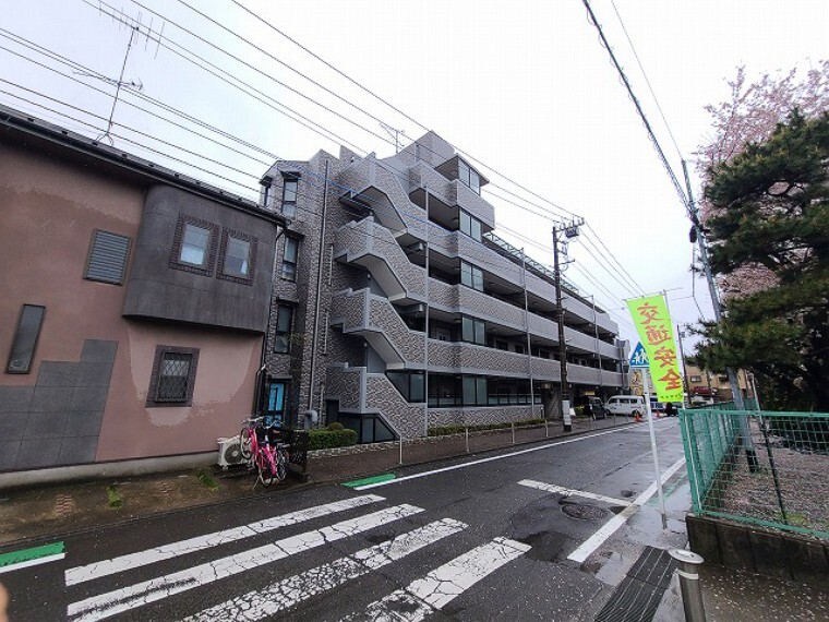 株式会社住まいの広場TOWNS