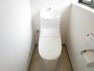 トイレ 【リフォーム済】2階のトイレも新品に交換しました。混雑しがちな朝の準備も余裕ができますね。