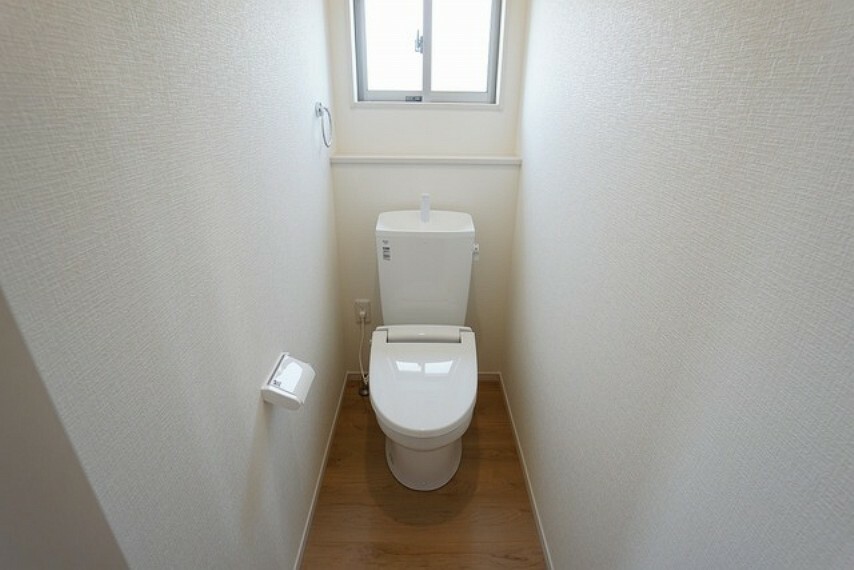 トイレ 1階と2階の2ヶ所にトイレがあるので、トイレ待ちの時間が短くて済みます。