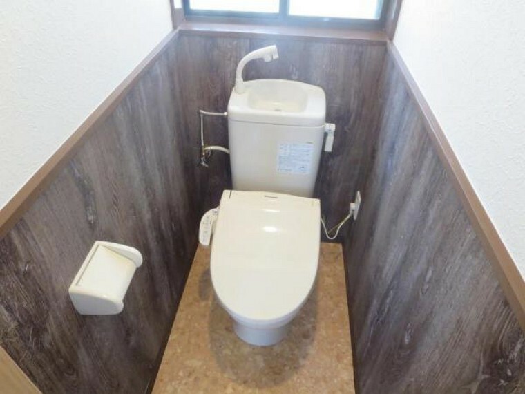 専用部・室内写真 【同仕様写真】トイレは新品に交換します。
