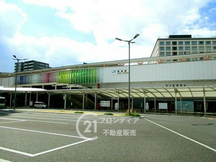 JR関西本線「奈良駅」が最寄り駅です