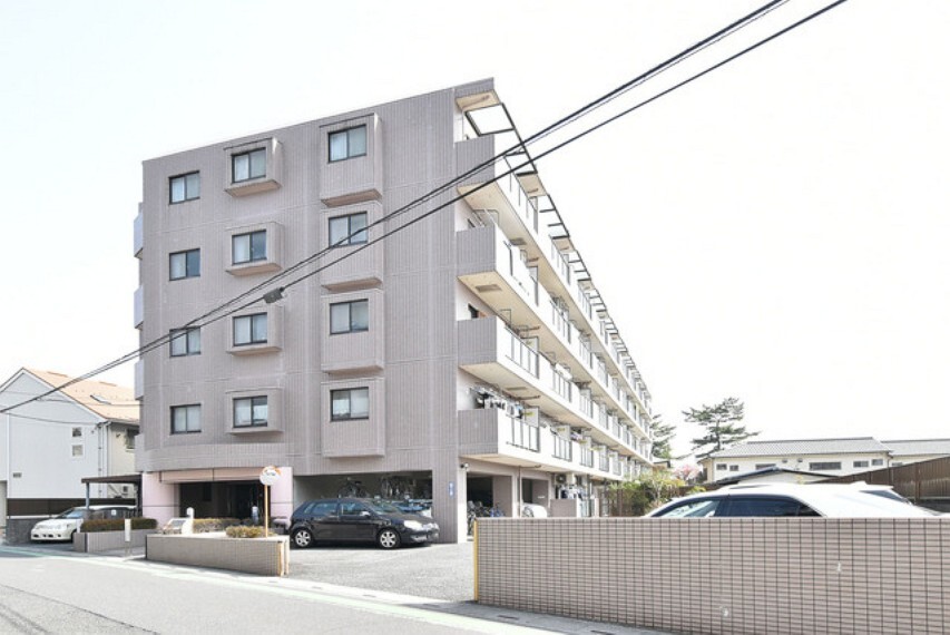 株式会社エステート白馬 南浦和店