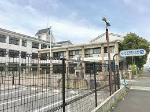 小学校 【小学校】東近江市立玉緒小学校まで105m
