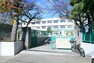 小学校 大田区立赤松小学校まで78mです。