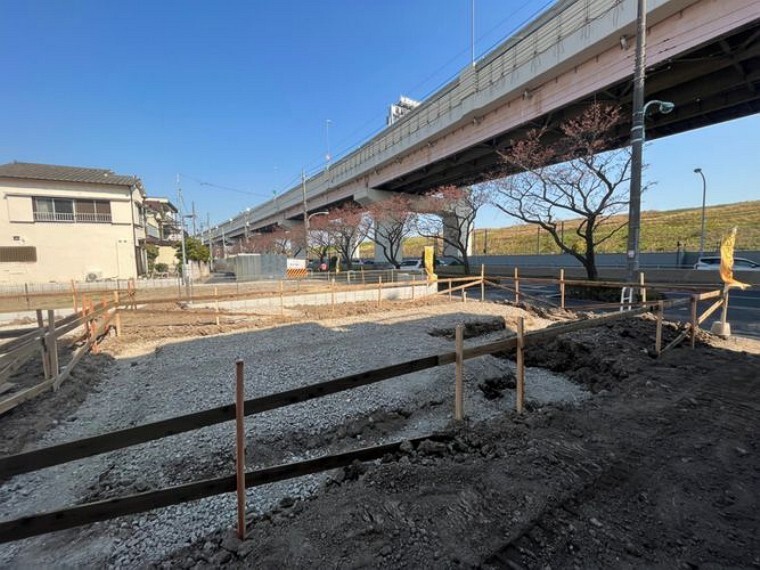 株式会社家どっと足立