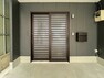 玄関 格調高いデザイン性を持つエントランスは、住む方のプライドを満たすクオリティ。