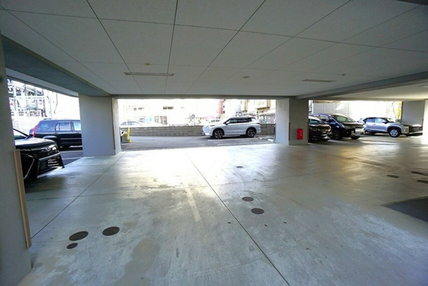 駐車場 敷地内駐車場。