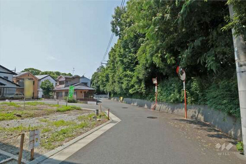 現況写真 阪急「園田」駅までは徒歩12分。町中を内環状線が走っており、車での移動も便利です。