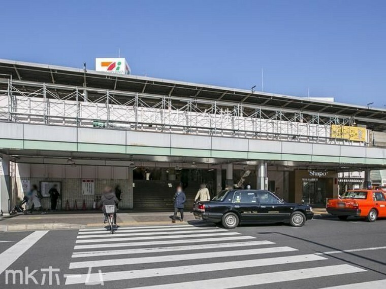 小岩駅（JR 総武本線） 徒歩14分。