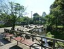公園 田原橋公園 季節になるとアジサイや池には蓮の花が咲き、園内を歩くだけでも楽しい公園です。