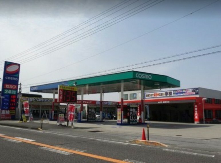 コスモ石油セルフ＆カーケアセンター国道彦根 バローの隣に御座います。