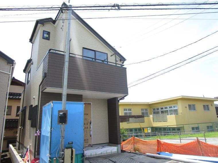 株式会社富士住宅
