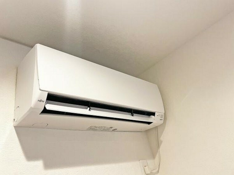 冷暖房・空調設備 【同仕様写真】新品のエアコンを1台設置します。入居後すぐに快適に生活できますよ。
