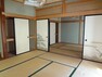 【リフォーム中】北西側から和室を撮影しました。現在は2間続きとなっていますがそれぞれ独立した洋室へリフォームします。