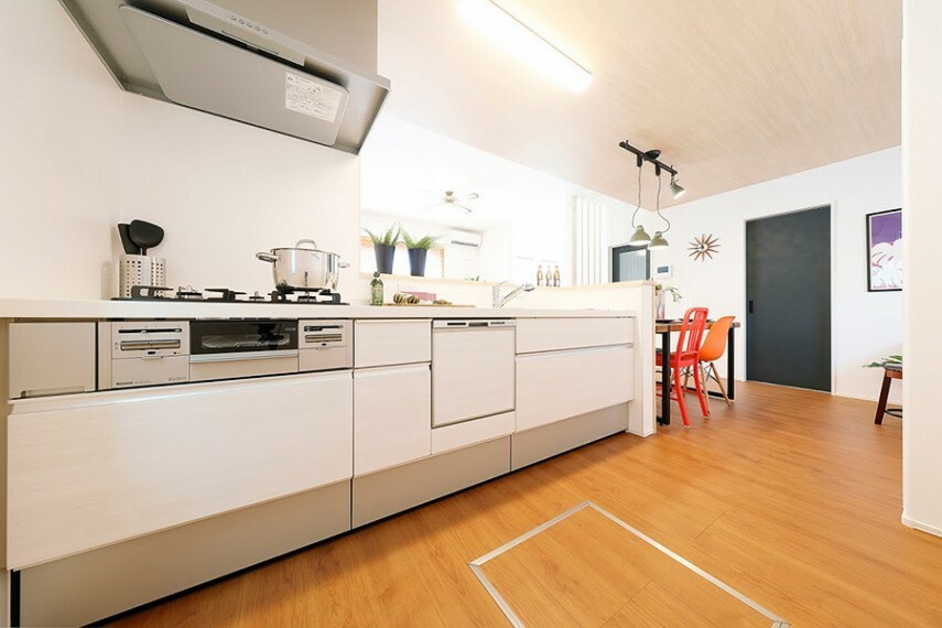 キッチン/LIXIL「AS」  収納充実で「食器洗い乾燥機」付き！落ち着いたデザインのキッチンで楽ラク料理ができます