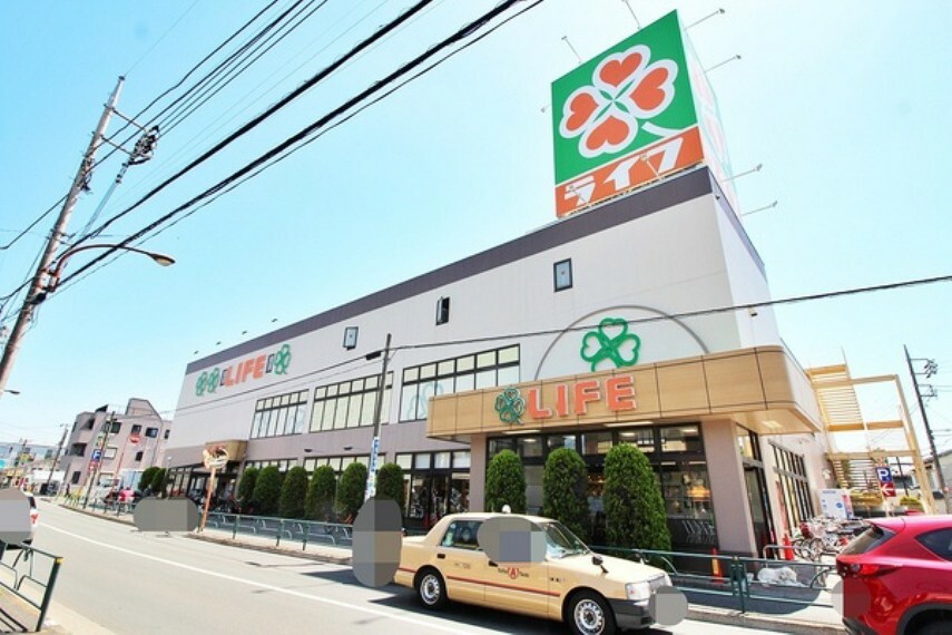 スーパー マルエツ成増団地店 駐車場台数62台収容可能。食品・お酒はもちろん日用品から衣料品まで取り扱っております。