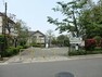 公園 長沢なかよし公園 長沢なかよし公園は川崎市多摩区にある住宅街のスタンダードな公園です。平成初期につくられた比較的新しい公園です。