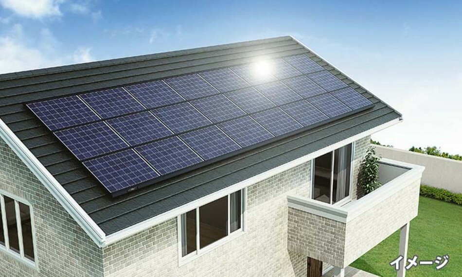 参考プラン間取り図 【標準仕様　太陽光発電】高性能な太陽光発電システムでクリーンな太陽エネルギーを自宅の屋根で自家発電。家計にも、環境にも優しい、いざという停電時に備えるもっと安心で快適な暮らしに。（画像はイメージ）