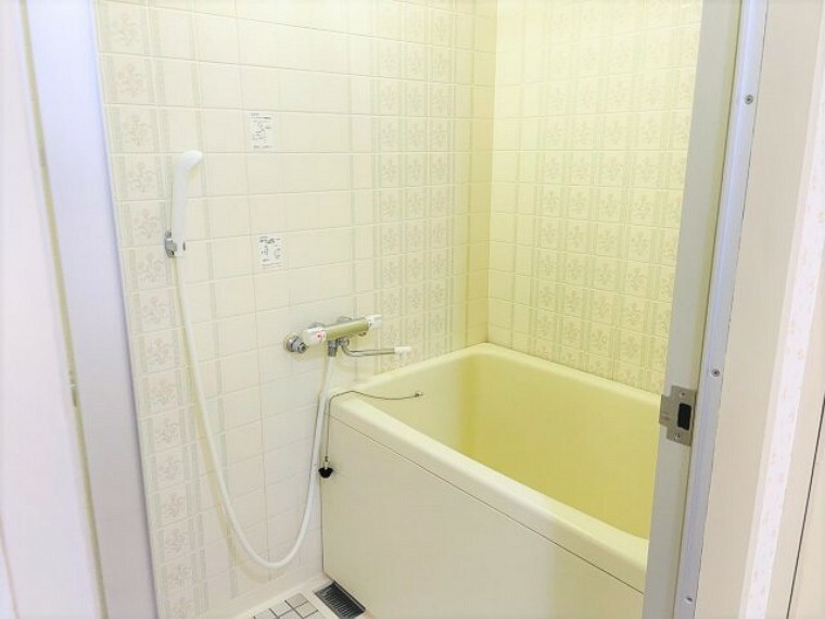 浴室 ～浴室暖房乾燥機つきのバスルームへ新規交換予定～