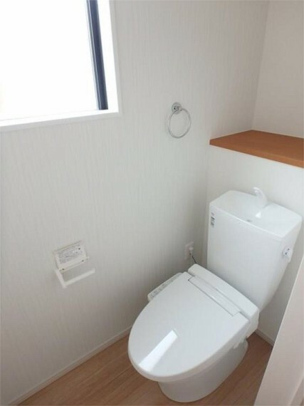 同仕様写真（内観） 【施工例】2Fトイレ