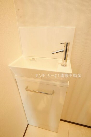 トイレ 独立手洗器あり！（2022年05月撮影）