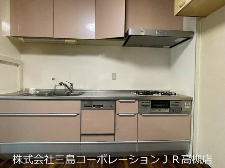 キッチン ■食器洗浄機付システムキッチンです