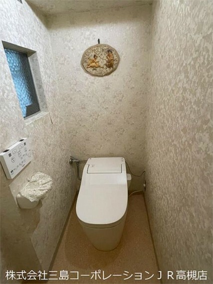 トイレ ■タンクレスのウォシュレット付トイレ