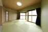 和室 和室約8帖 琉球畳の和室です。