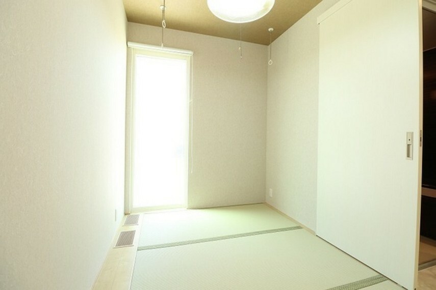 和室 3帖の畳のお部屋 リモートワークなどに使えるお部屋です。